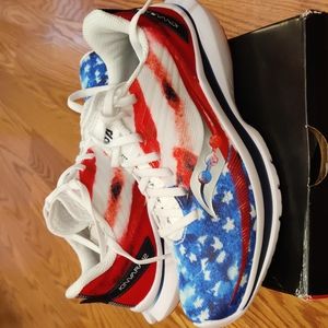 Saucony Kinvara 12 USA 6.5 women's shoes